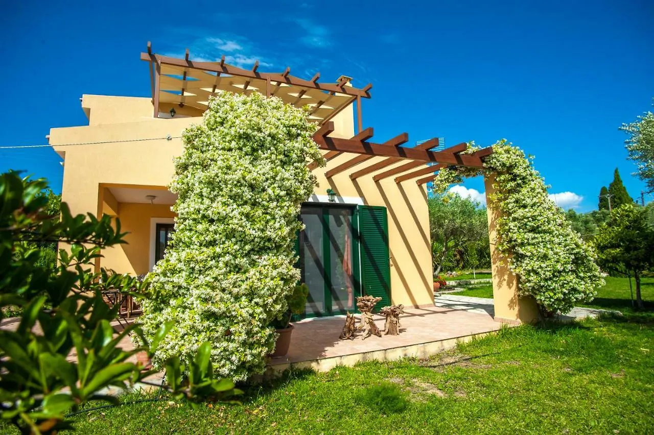 Ampelos Land Svoronata Apartment